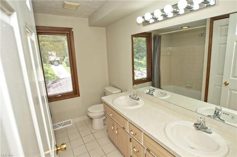 37171 Deer Run, Solon, OH 44139 photo 21