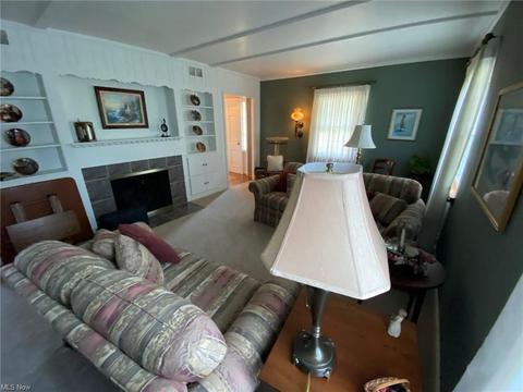 331 E 15th St, Dover, OH 44622 photo 16
