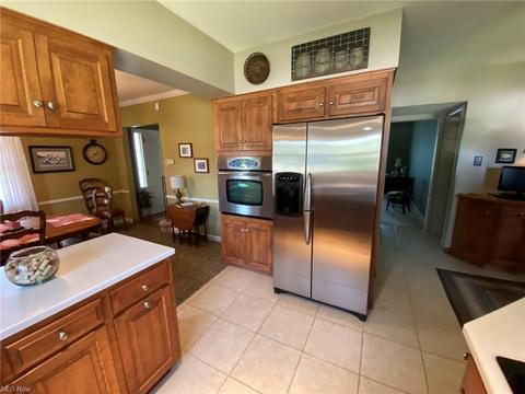 331 E 15th St, Dover, OH 44622 photo 10