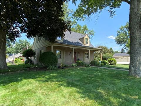 331 E 15th St, Dover, OH 44622 photo 1