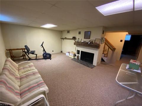 331 E 15th St, Dover, OH 44622 photo 23