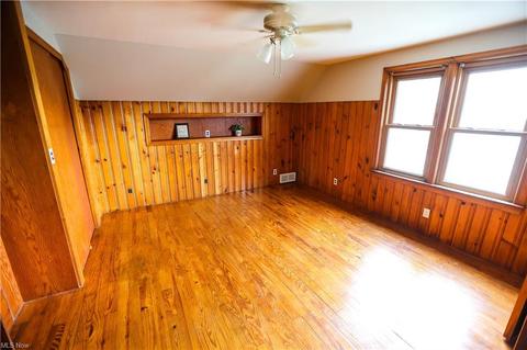 7718 Wainstead Dr, Parma, OH 44129 photo 18