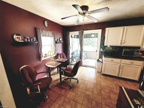 9054 Wilverne Dr, Windham, OH 44288 photo 8