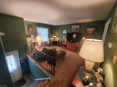 9054 Wilverne Dr, Windham, OH 44288 photo 4