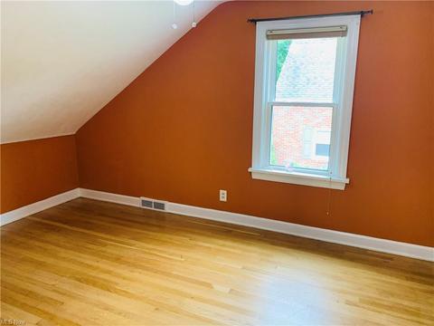 1020 E Maple St, North Canton, OH 44720 photo 13