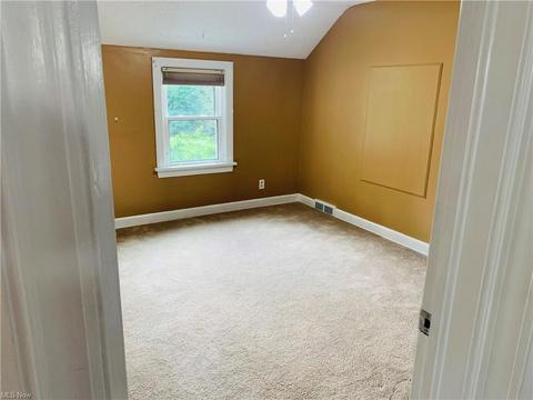 1020 E Maple St, North Canton, OH 44720 photo 14