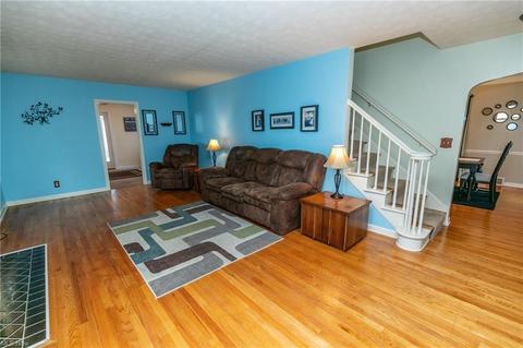 644 Ecton Rd, Akron, OH 44303 photo 12