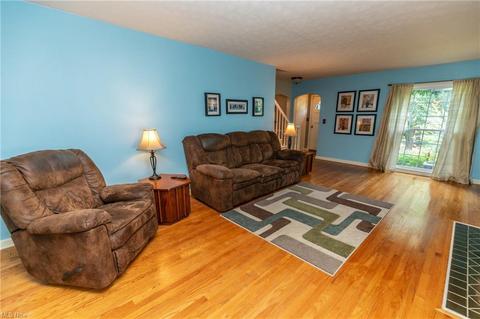 644 Ecton Rd, Akron, OH 44303 photo 10