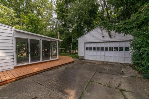 644 Ecton Rd, Akron, OH 44303 photo 3