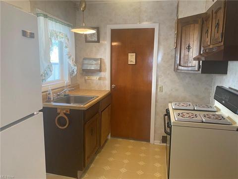 1864 Elm Dr, Ashtabula, OH 44004 photo 14