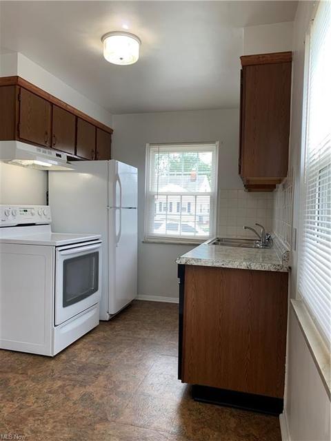 1312 Clearview Ave, Parma, OH 44134 photo 4