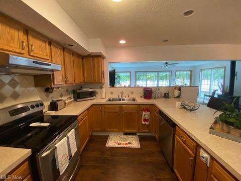 315 Root Rd, Lorain, OH 44052 photo 6