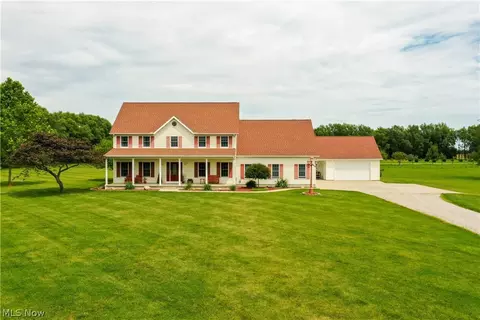1370 Chenango Rd, Wakeman, OH 44889 photo 2
