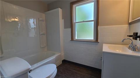 323 E 215th St, Euclid, OH 44123 photo 26