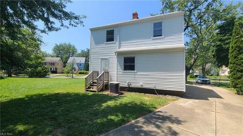 323 E 215th St, Euclid, OH 44123 photo 30