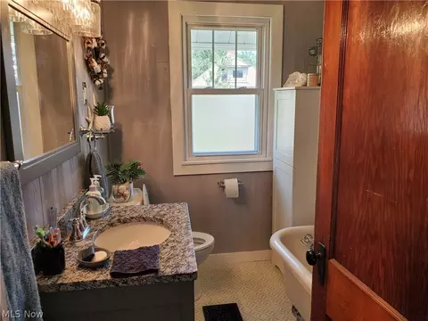 223 E 6th St, Dover, OH 44622 photo 18