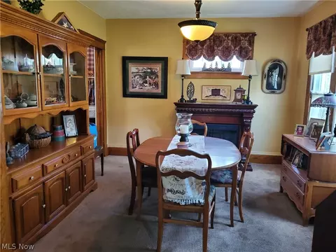 223 E 6th St, Dover, OH 44622 photo 8