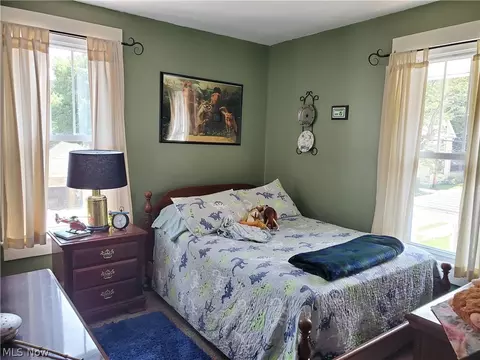 223 E 6th St, Dover, OH 44622 photo 15