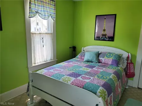 223 E 6th St, Dover, OH 44622 photo 11