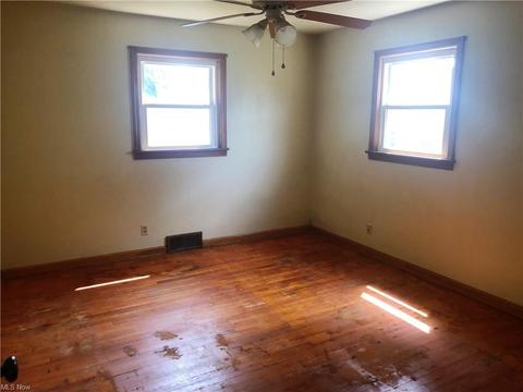 456 Creed St, Struthers, OH 44471 photo 6