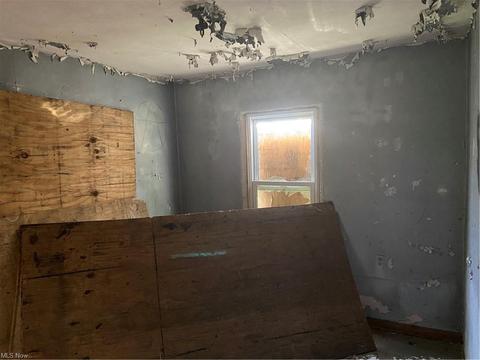 3134 Elyria Ave, Lorain, OH 44055 photo 6