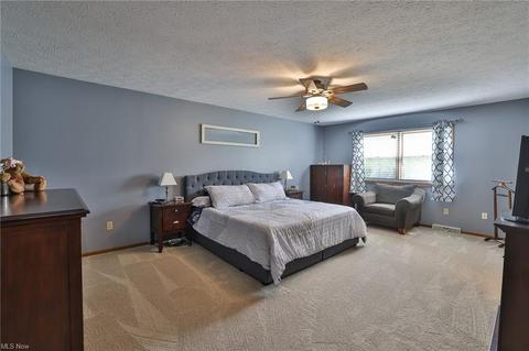 1340 Harmony Dr, Wadsworth, OH 44281 photo 19