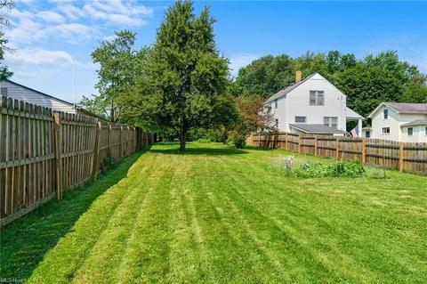 505 8th St, Struthers, OH 44471 photo 18