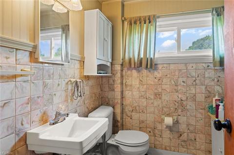 505 8th St, Struthers, OH 44471 photo 15
