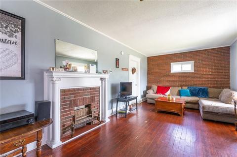 505 8th St, Struthers, OH 44471 photo 3