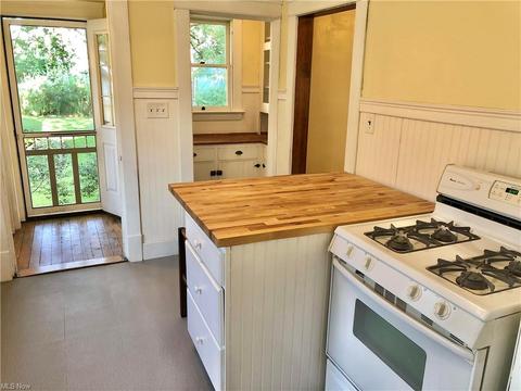 508 Myrtle Ave, Ashtabula, OH 44004 photo 4
