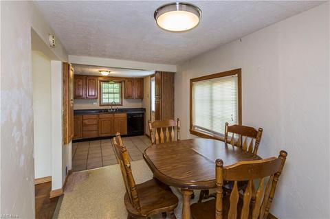 3025 Root Ave NE, Canton, OH 44705 photo 12