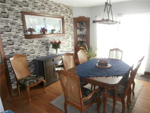 1712 Maple St, Wickliffe, OH 44092 photo 3