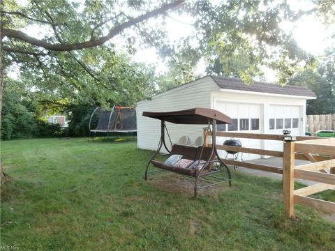 1712 Maple St, Wickliffe, OH 44092 photo 23