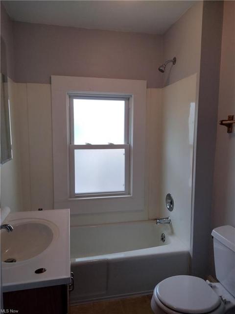 241 Cornell Ave, Elyria, OH 44035 photo 26