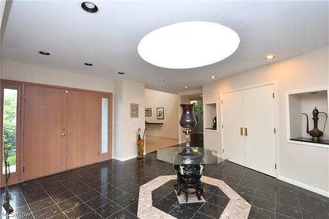 33450 Miles Rd, Solon, OH 44139 photo 3