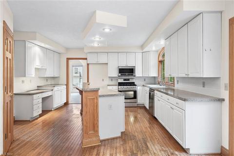 7000 Highview Dr, Solon, OH 44139 photo 11
