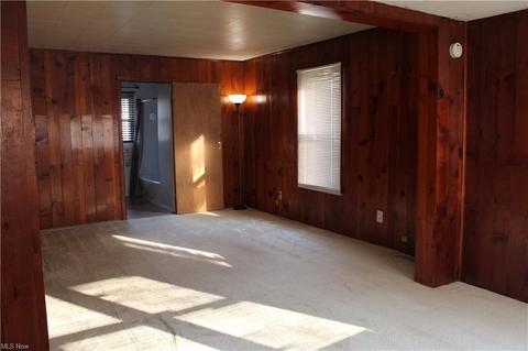 518 Poland Ave, Struthers, OH 44471 photo 3