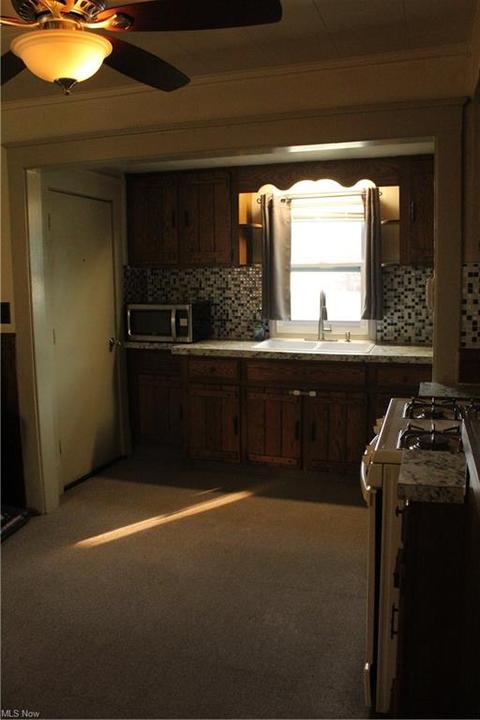 518 Poland Ave, Struthers, OH 44471 photo 9