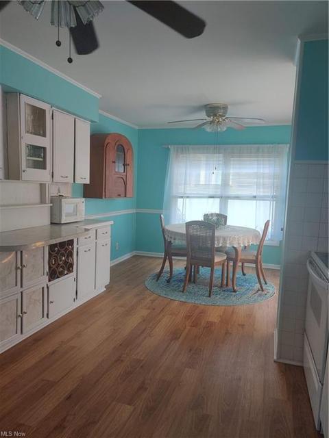 202 Ashland Ave, Huron, OH 44839 photo 9