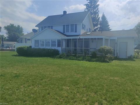 202 Ashland Ave, Huron, OH 44839 photo 1