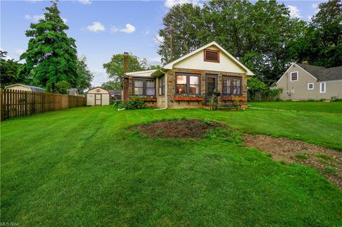 6205 Seneca Rd, Mentor, OH 44060 photo 3
