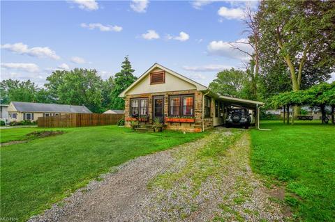 6205 Seneca Rd, Mentor, OH 44060 photo 2