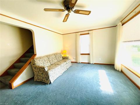 1815 E 294th St, Wickliffe, OH 44092 photo 2