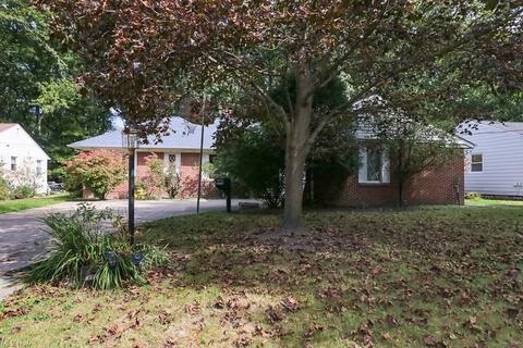 2135 Miami Rd, Euclid, OH 44117 photo 1