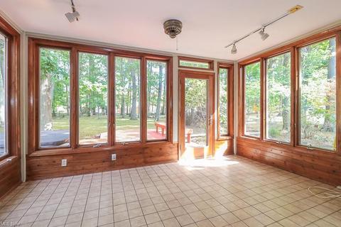 2135 Miami Rd, Euclid, OH 44117 photo 7