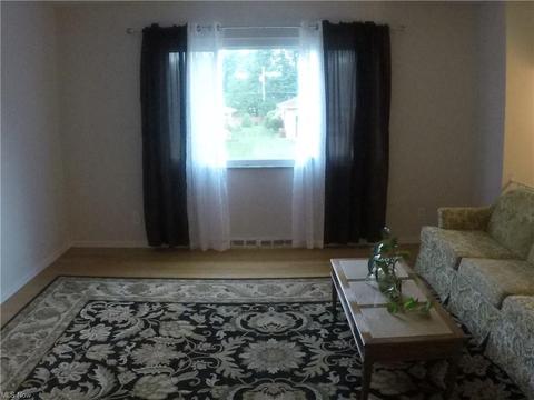 6121 Sequoia Dr, Parma, OH 44134 photo 14
