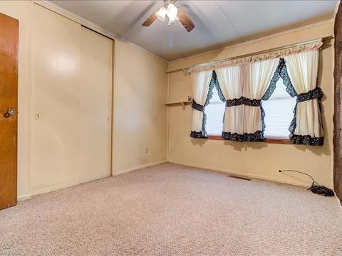 2621 E 40th St, Lorain, OH 44055 photo 21
