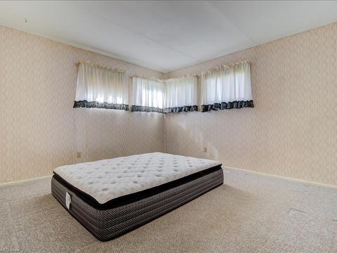 2621 E 40th St, Lorain, OH 44055 photo 17