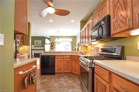 5645 Clingan Rd #3A, Struthers, OH 44471 photo 10
