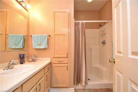 5645 Clingan Rd #3A, Struthers, OH 44471 photo 23